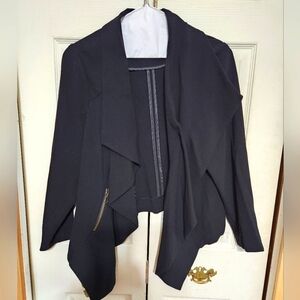 Monroe & Main Black Draped Blazer